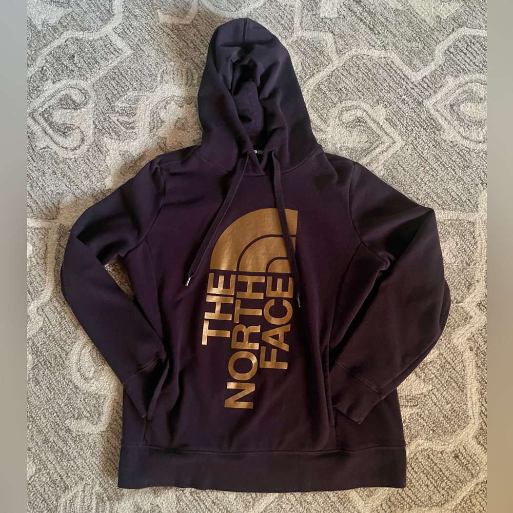 The North Face Trivet Purple/Gold Pullover Hoodie Sweatshirt - Picture 2 of 3